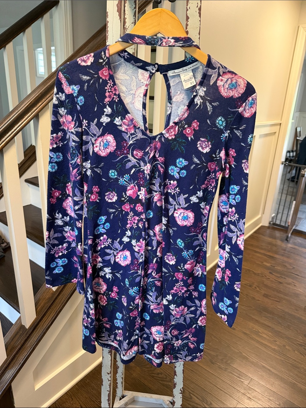 Navy Floral Keyhole Long Sleeve Tunic